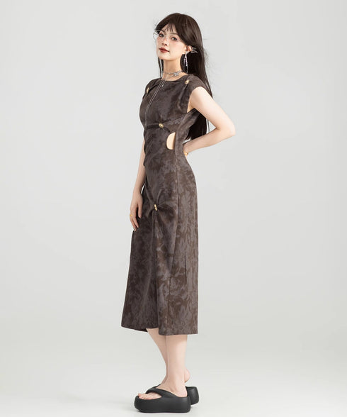 Shadow Pinch Dress